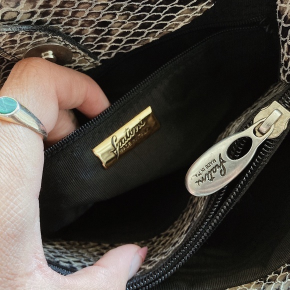 SOLD - Picture 4 of 5